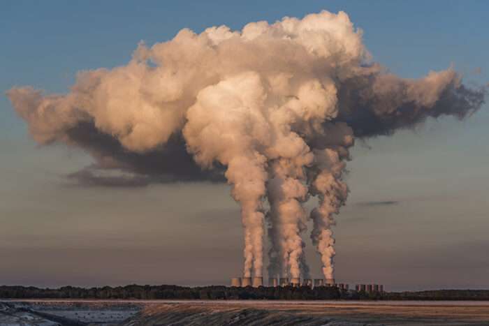 Trump minimiza crise climática em novo relatório; especialistas veem retrocesso ambiental