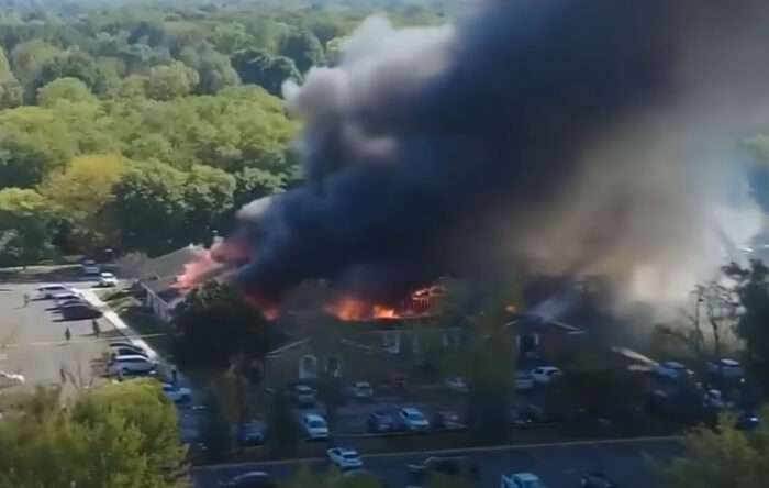 Ataque a igreja mórmon em Michigan deixa mortos, feridos e incêndio no local