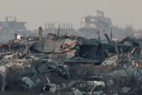 Mais de 40 mortos em novos bombardeios em Gaza enquanto Israel prepara ofensiva terrestre