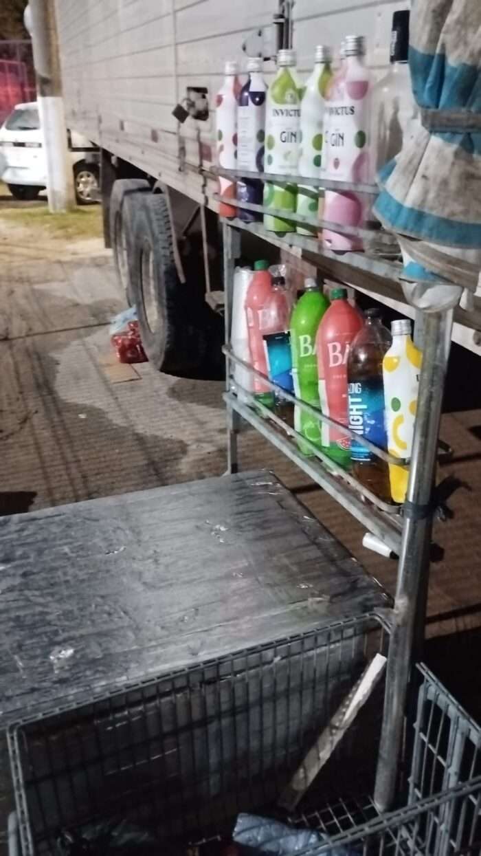 Fiscalização coíbe venda irregular de bebidas durante o São Roque Fest