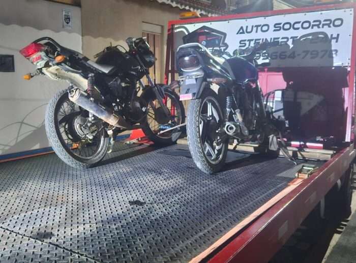 GCM de São Roque recupera moto furtada em Mairinque e apreende veículos suspeitos