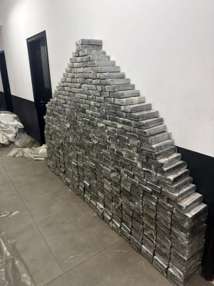 Meia Tonelada de Cocaína Apreendida Por Operação Policial em São Roque
