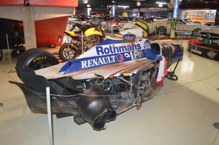 Obra de arte propõe desfecho alternativo para o acidente de Ayrton Senna e é a nova atração do Parque Dream Car de São Roque