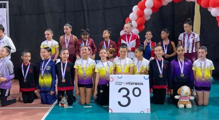 Atletas na Copa São Paulo de Ginástica Rítmica
