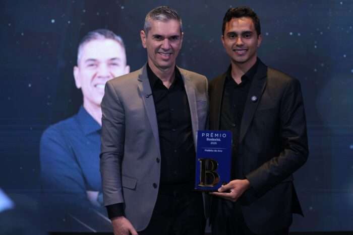 Guto Issa é Homenageado Como “Prefeito do Ano” No Prêmio Business 2025