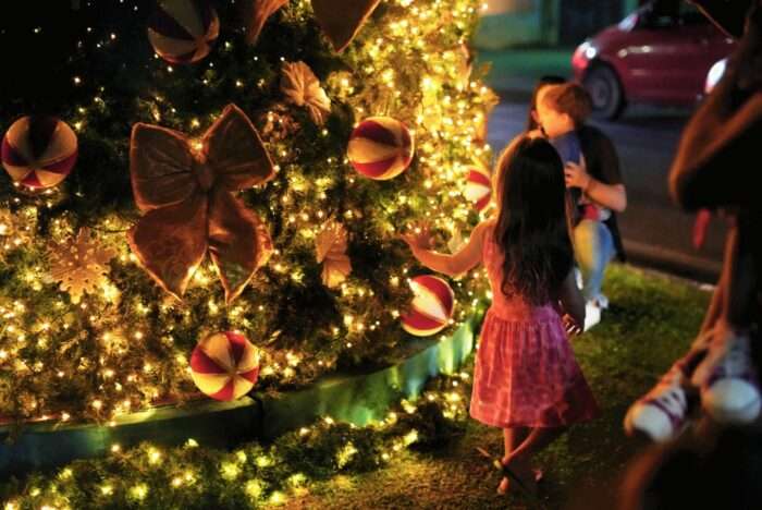 Primeira Semana Do Natal Alegre Encanta São Roque Com Luzes, Atrações e Ações Sociais