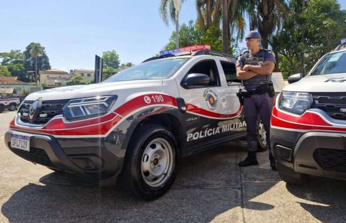 Polícia Militar recebe três novas viaturas em São Roque