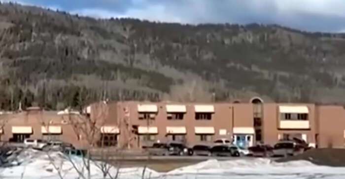 Ataque a tiros em escola no Canadá deixa 10 mortos e dezenas de feridos