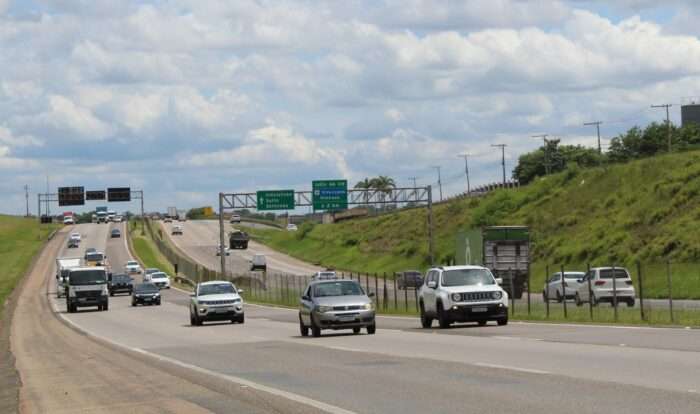 Via Colinas estima 869 mil veículos nas rodovias durante o feriado de Carnaval