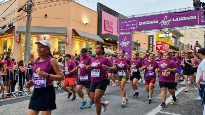 Corridas de Aleluia e Aleluinha reúnem mais de 1,1 mil crianças e atletas em São Roque