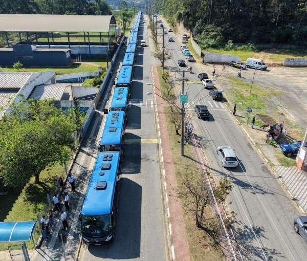 Mairinque apresenta nova frota de ônibus e amplia transporte público com mais linhas e horários