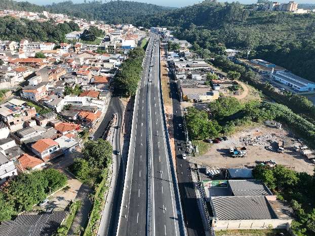 ViaOeste conclui recapeamento de vias municipais em Alumínio após obras na Raposo Tavares