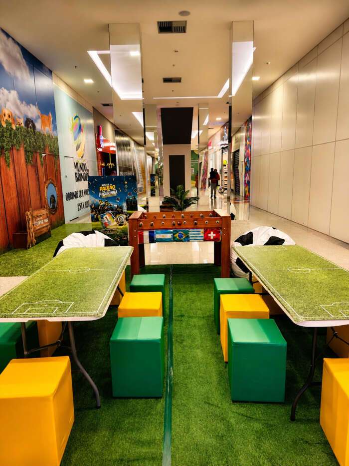 Shopping em Vargem Grande Paulista cria espaço para troca de figurinhas da Copa do Mundo 2026