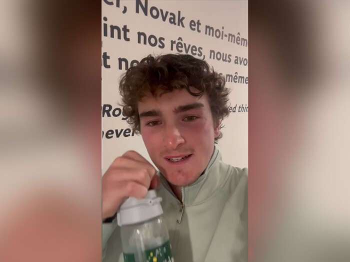 João Fonseca bate Djokovic de virada e avança às oitavas de Roland Garros pela primeira vez