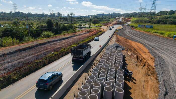 Duplicação da Bunjiro Nakao avança e exige atenção redobrada dos motoristas em trechos de obras
