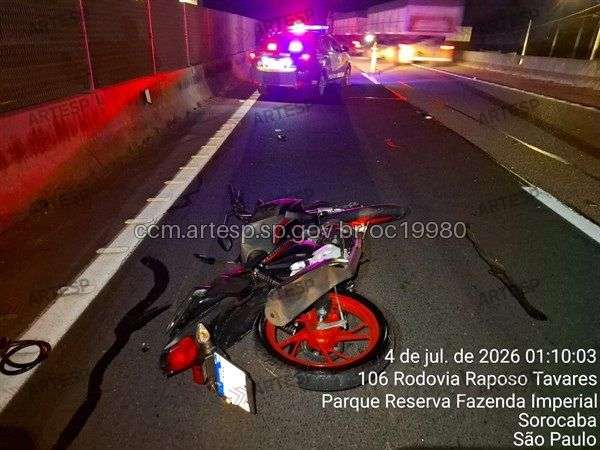 Motociclista morre após colisão com carro na Rodovia Raposo Tavares em Sorocaba