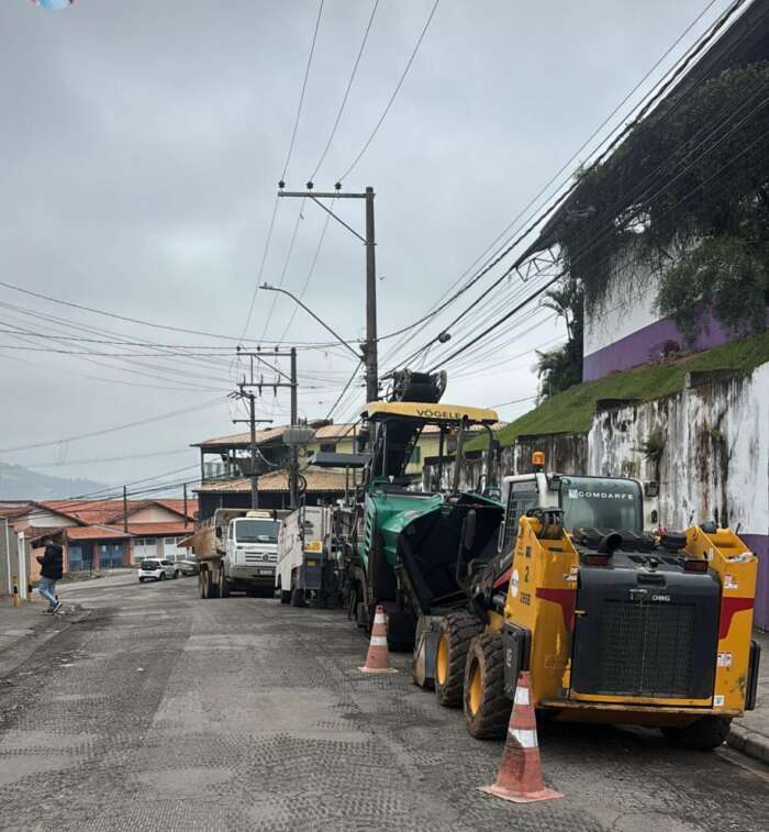 Prefeitura inicia pavimentação no Jardim Mosteiro com investimento de quase R$ 580 mil