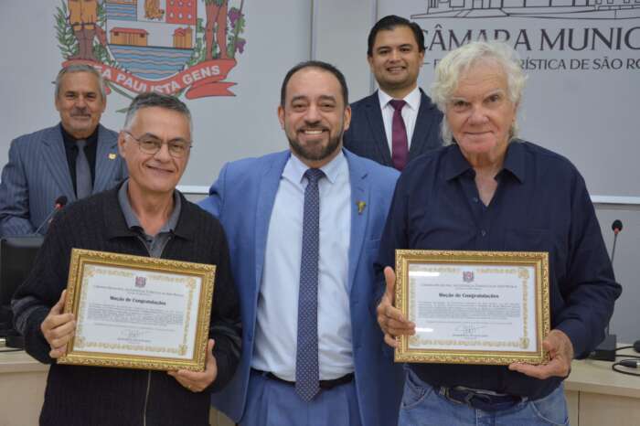 Câmara de São Roque homenageia autores do Hino da Romaria com Moção de Congratulação