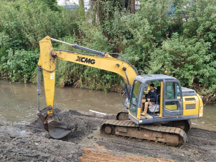 Prefeitura de São Roque inicia nova etapa da Operação Verão para limpeza de rios