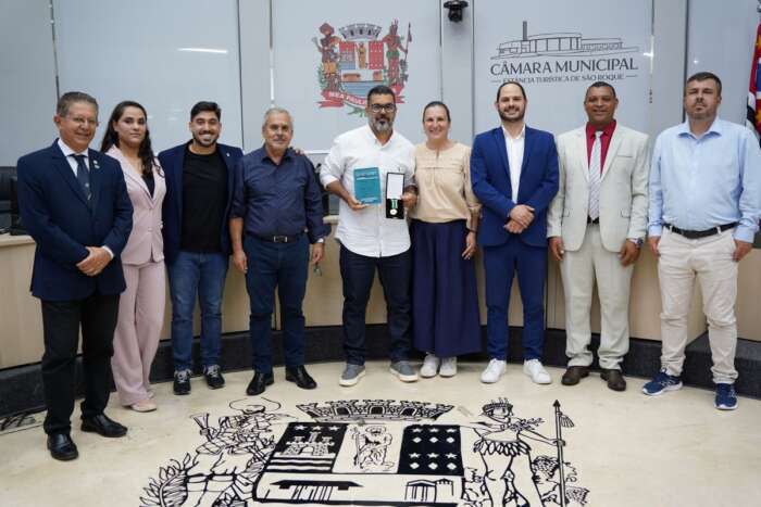 Câmara homenageia profissionais de Educação Física em Sessão Solene