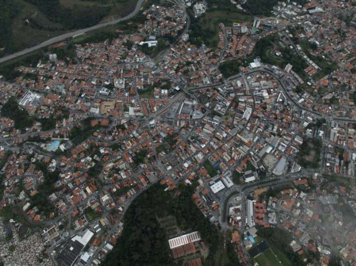 Prefeitura de São Roque anuncia recapeamento de 11 vias na região central