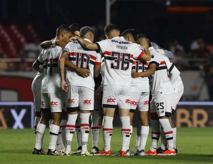 São Paulo empata com Barcelona na Libertadores