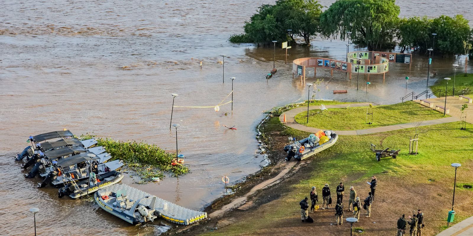 Chuvas no RS deixam 154 mortos e 618 mil sem abrigo