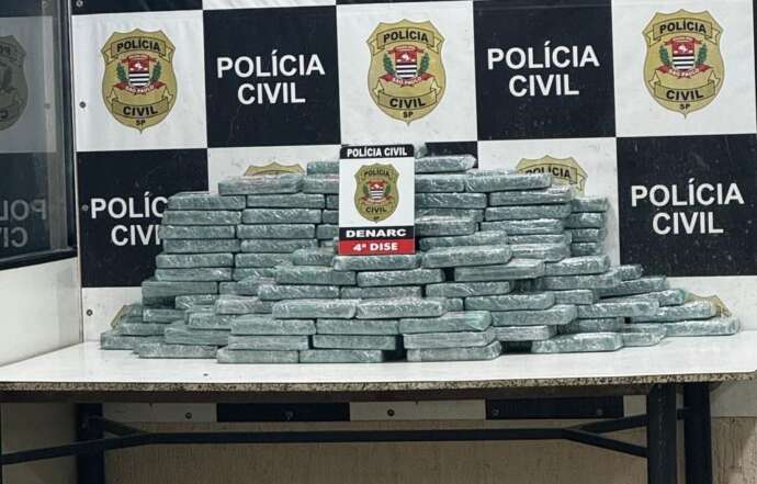 Denarc prende dupla e apreende 200 tijolos de cocaína em Araçariguama